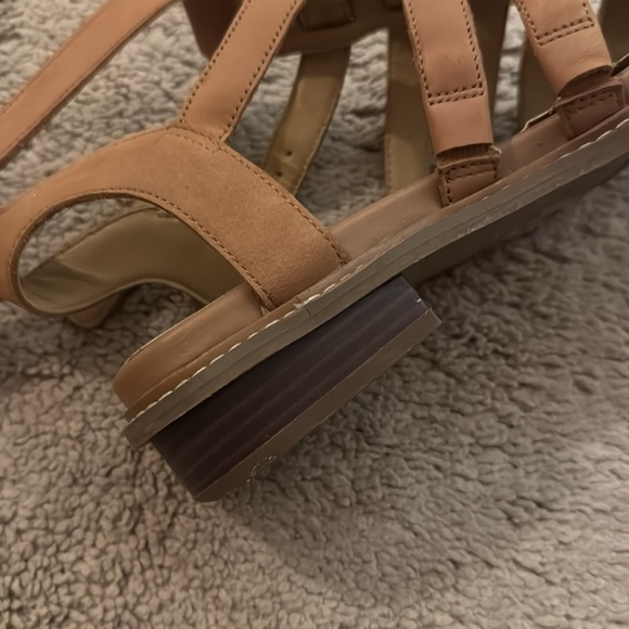 Crown Vintage Tan Strappy Sandals - Picture 5 of 5